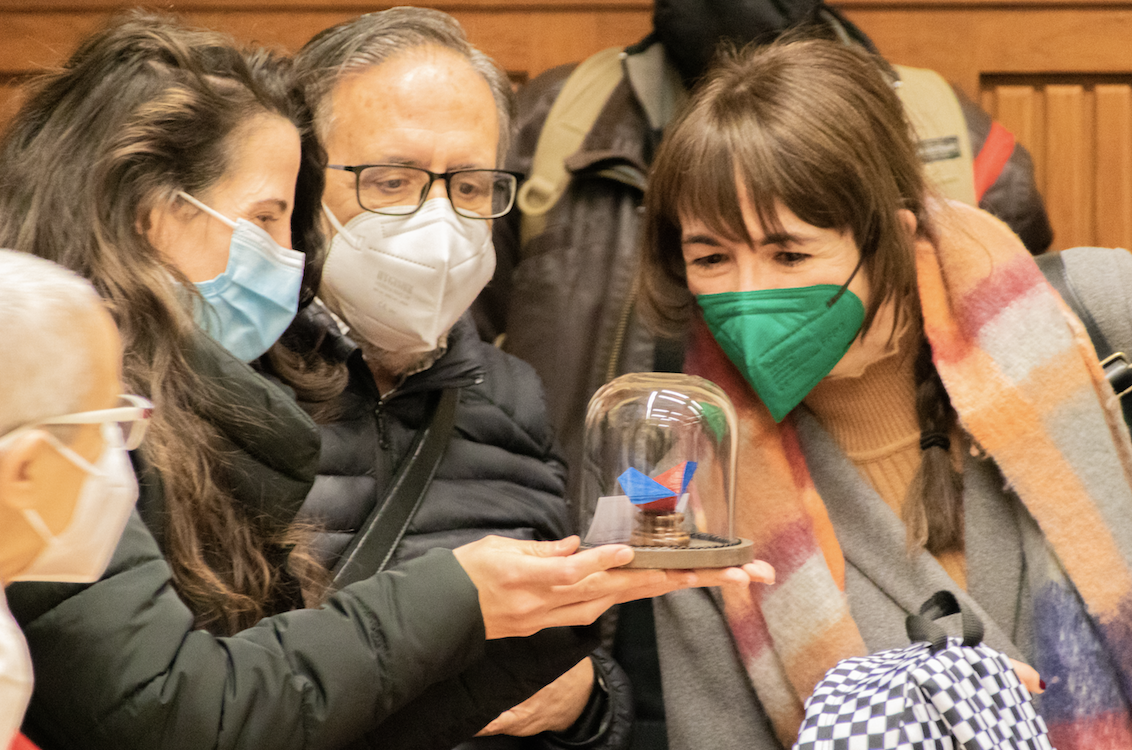Entrega del premio del Primer Concurso Complutense "Inventa un Mineral" 